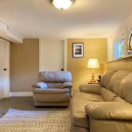 Comfy Sunny Room Near U-District And Downtown Seattle Exterior photo