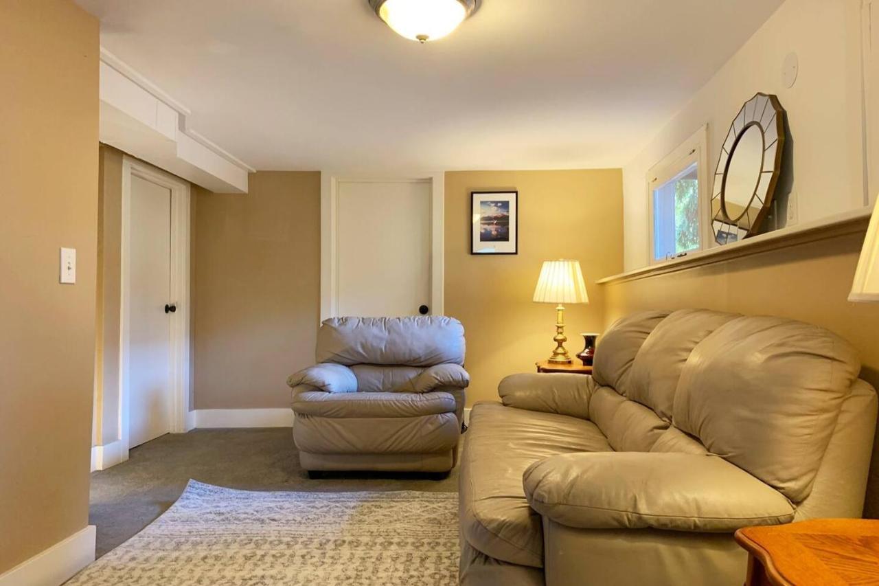 Comfy Sunny Room Near U-District And Downtown Seattle Exterior photo