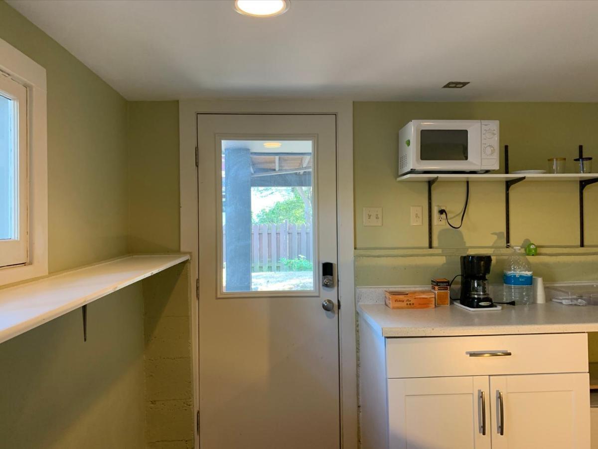 Comfy Sunny Room Near U-District And Downtown Seattle Exterior photo